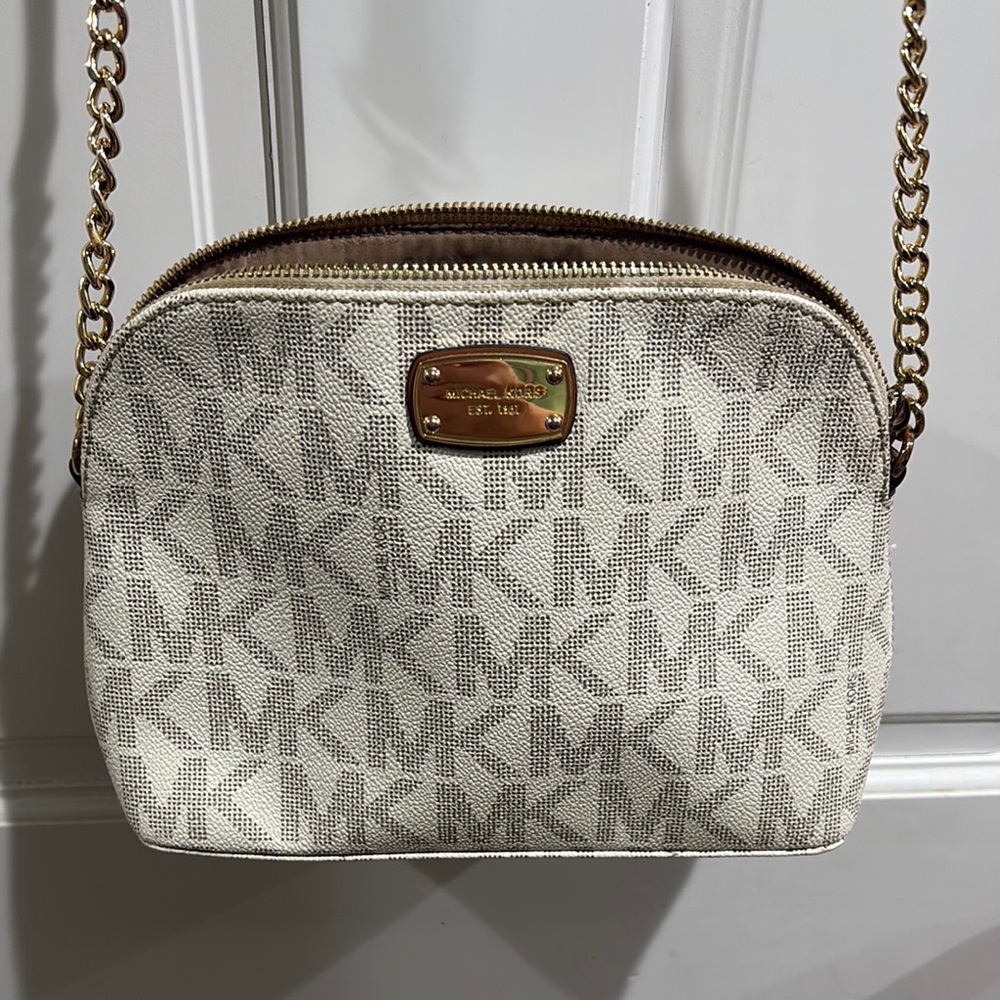 Michael Kors Cream Crossbody Bag with Gold Chain